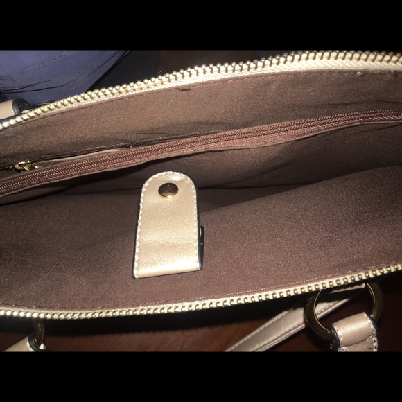 Purse - Picture 6 of 6